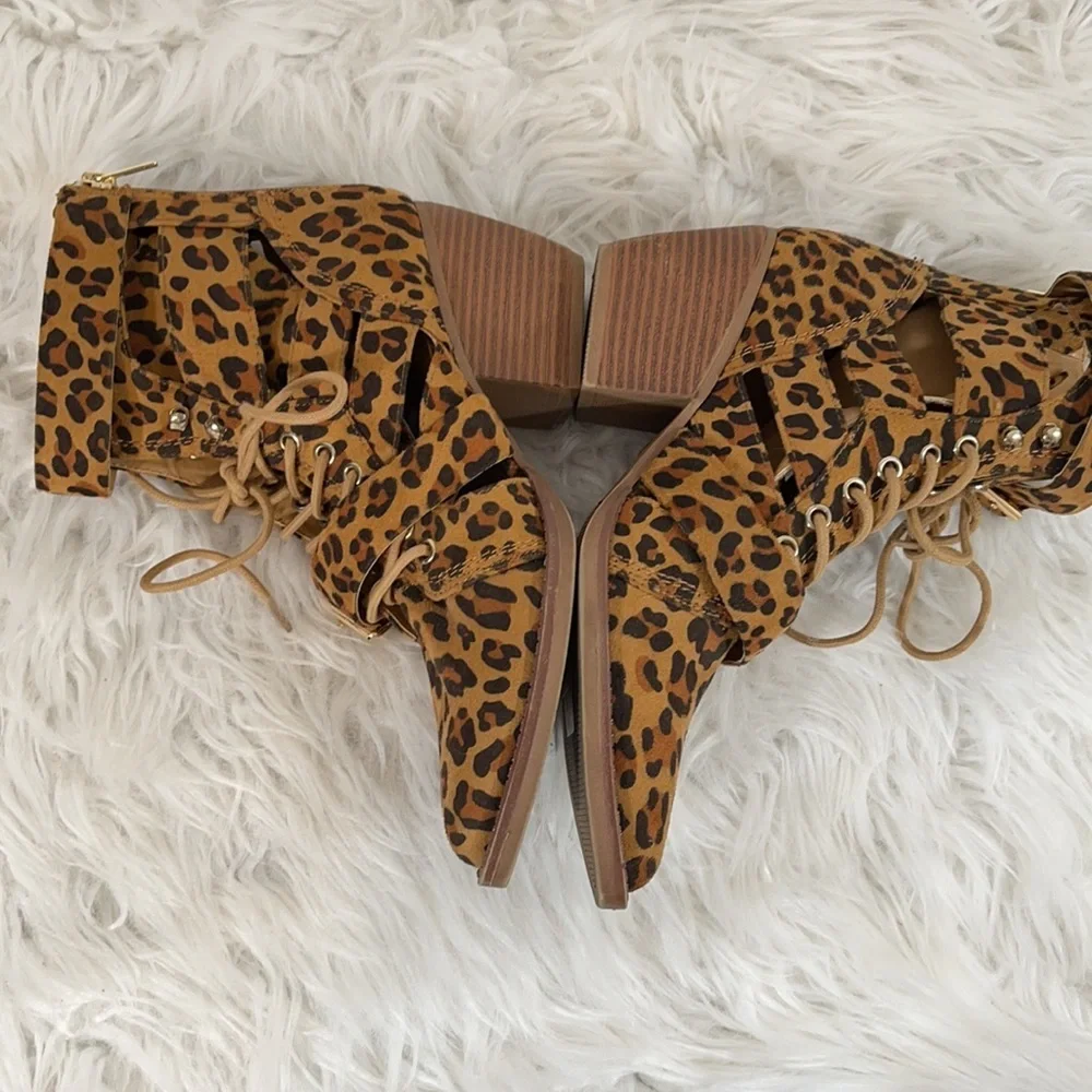 Zigi Soho Womens Bucklie Booties Size 8 - Picture 8 of 12